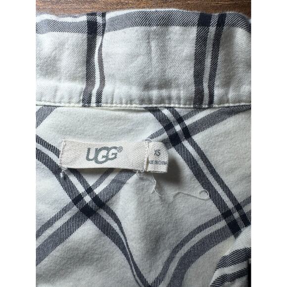 XS UGG Women’s White Black Plaid‎ Button Up Pajama Top - Picture 3 of 6